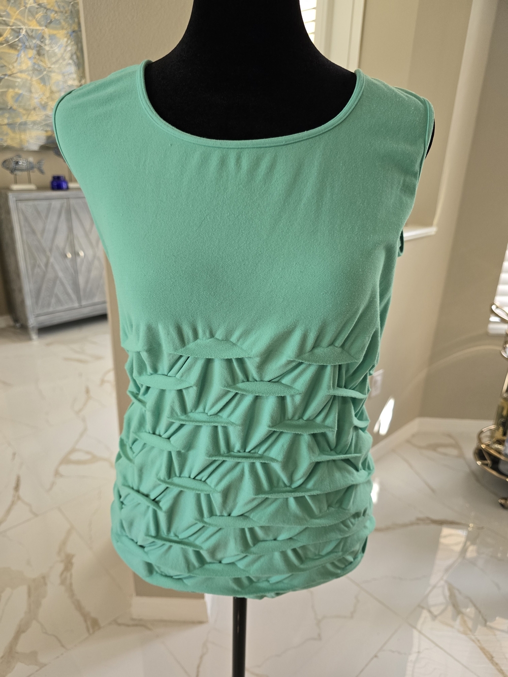 Sleeveless Mint Green Textured Front Women's Top